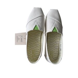 TOMS Earthwise Alpargatas – White Recycled Cotton with “Wear Good” Embroidery –